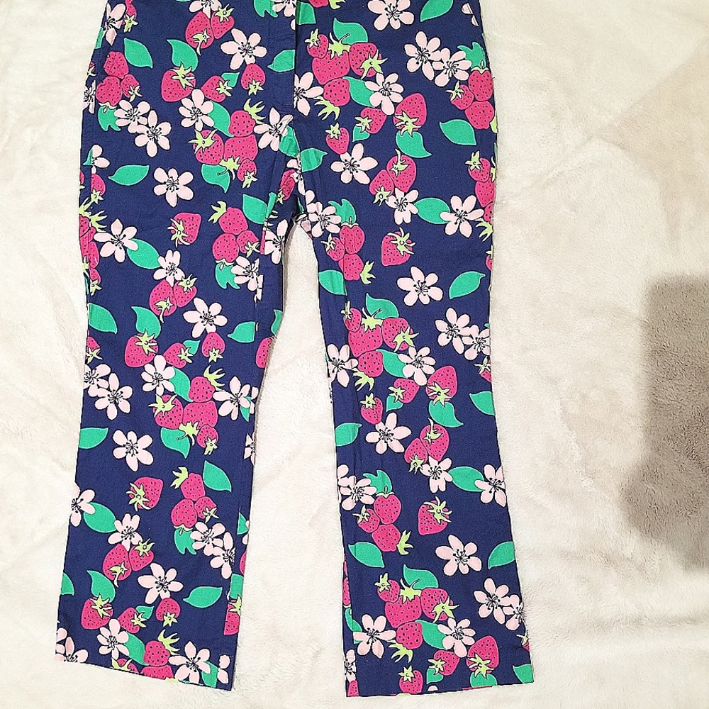Lilly Pulitzer Strawberry Print Ankle Pants (sz 6)